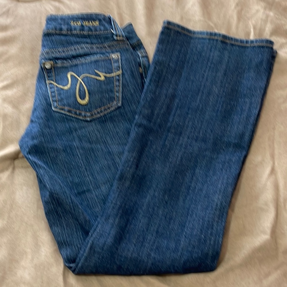 Zco Jeans Straight cut, dark wash mid rise Junior size 3S
